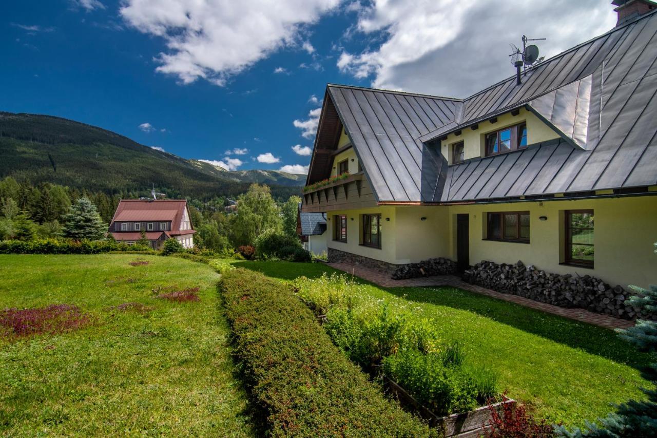 Pension Aspen ชปินด์เลอรูฟ มลิน ภายนอก รูปภาพ