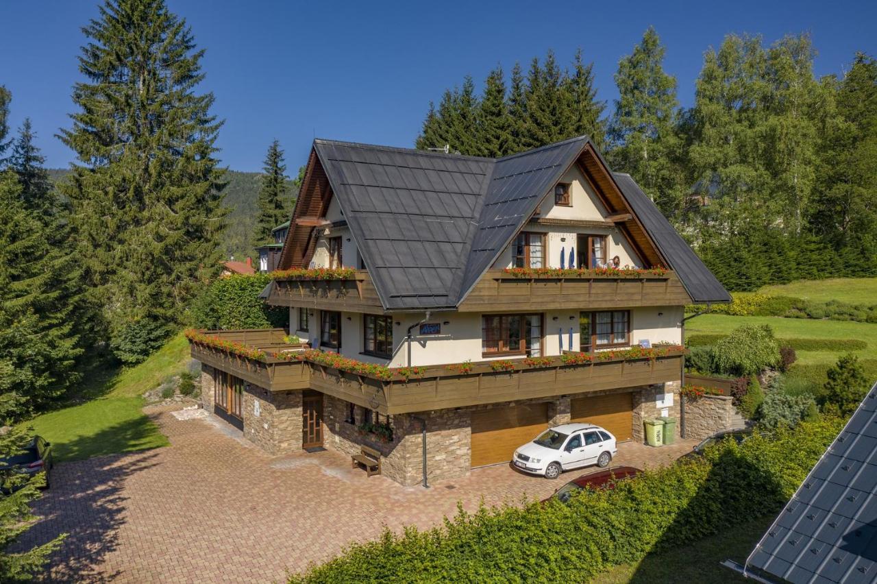 Pension Aspen ชปินด์เลอรูฟ มลิน ภายนอก รูปภาพ